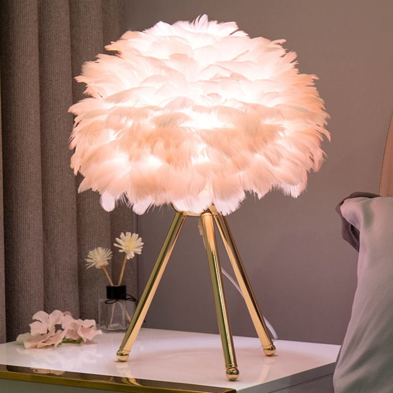 Luminária Abajour de Mesa Plumas luzes Conceito Rosa Claro