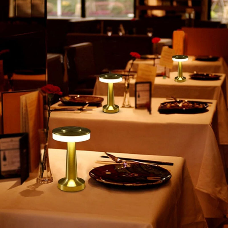 Luminária Abajur de Mesa RetroLux Touch LED Abajur - 0001 YuDome