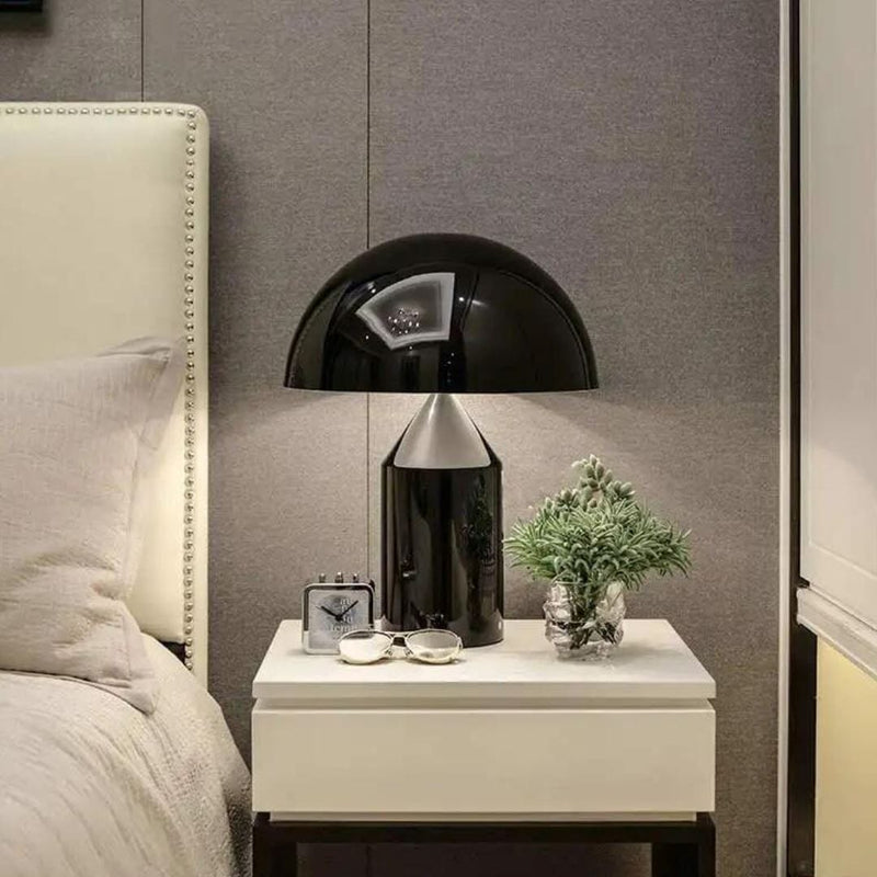 Luminária Abajur de Mesa Ultra Mush Conceito Preto