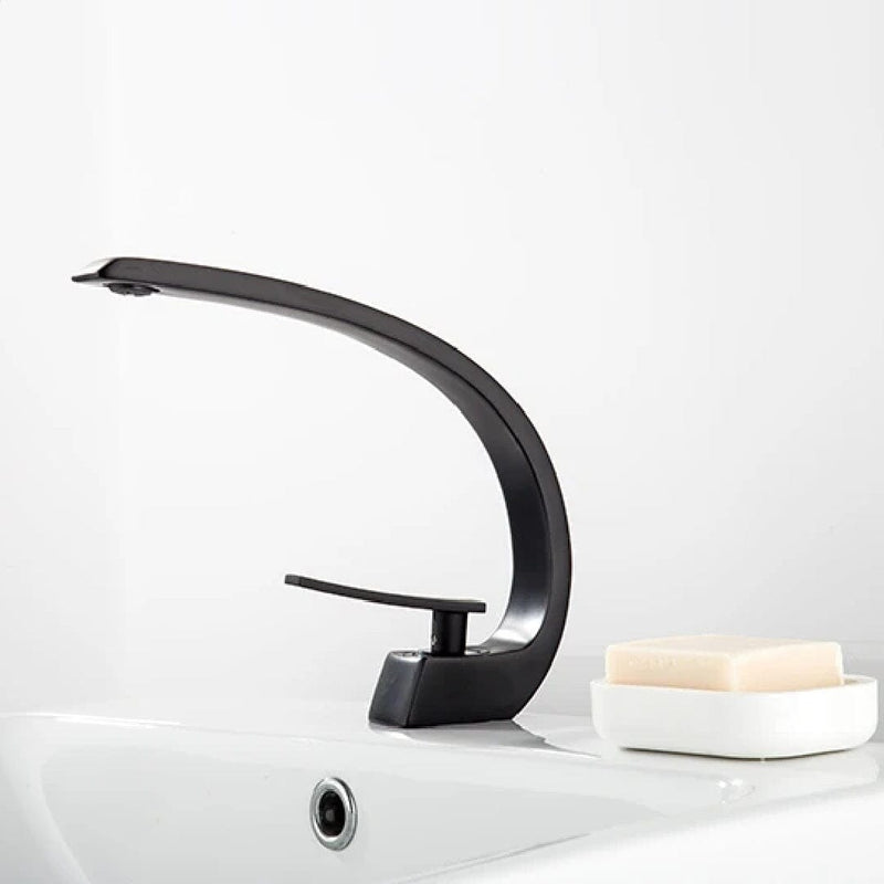 Torneira Classic Wave ### Conceito Preto