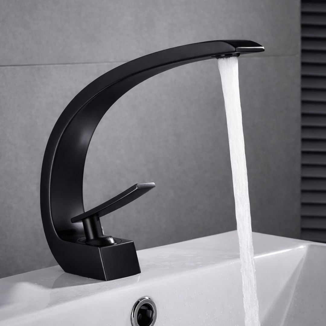 Minimalist Classic Wave Mixer Tap – Single Handle Hot & Cold Water