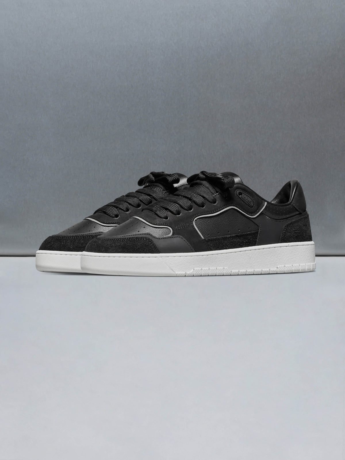 Hoop Trainer in Black
