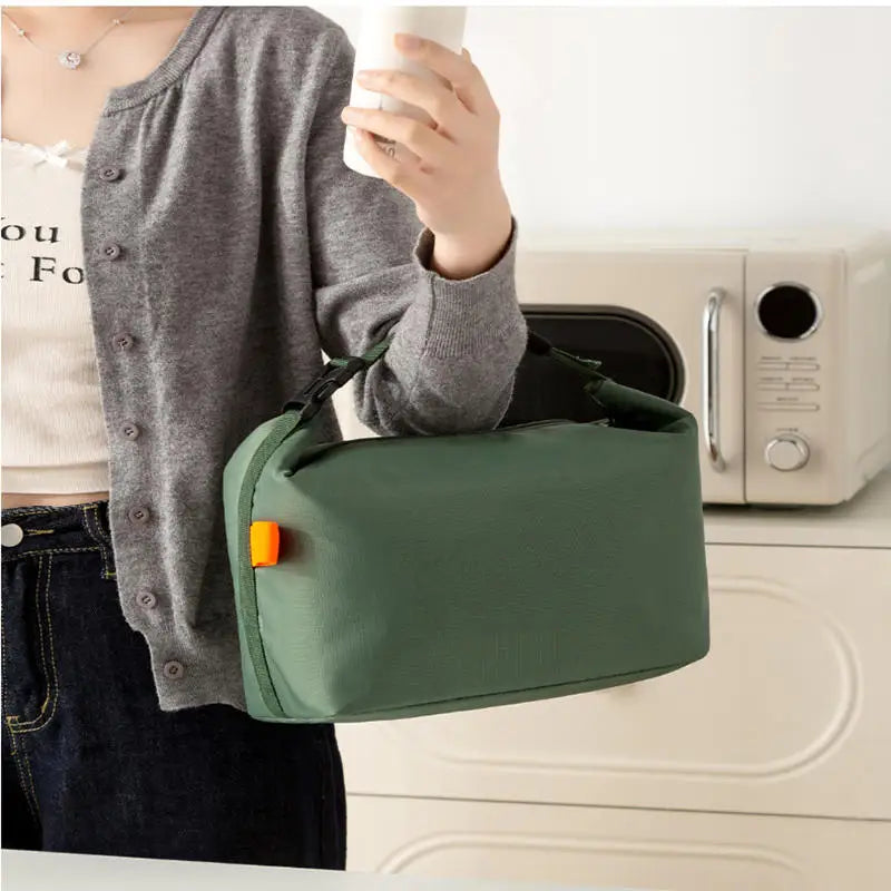 Insulated Lunch Bag – Compact, Practical & Keeps Food Fresh
