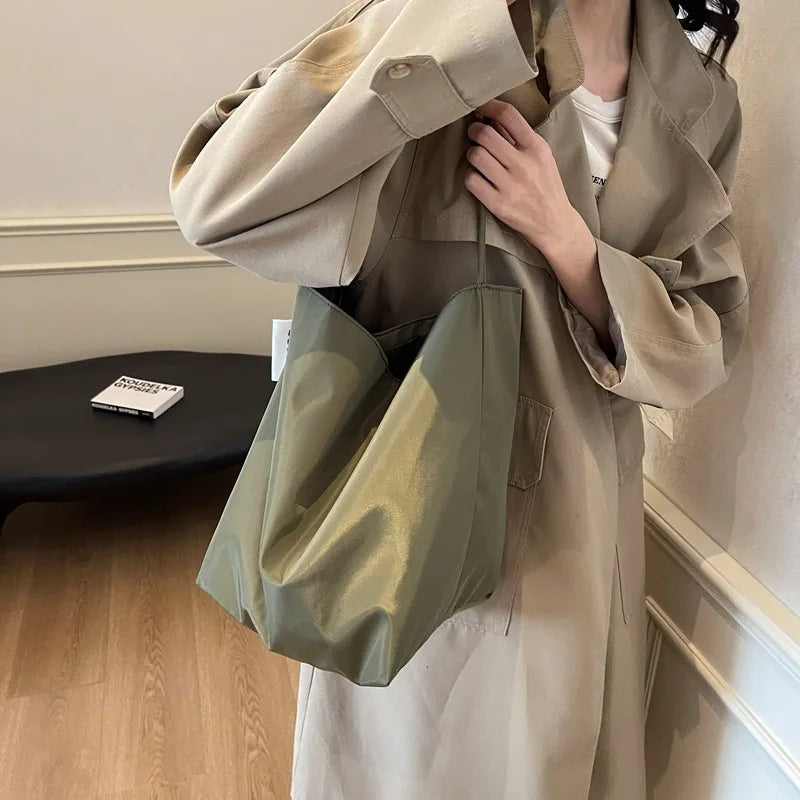 Minimalist Tote Shoulder Bag – Large Capacity & Retro Style