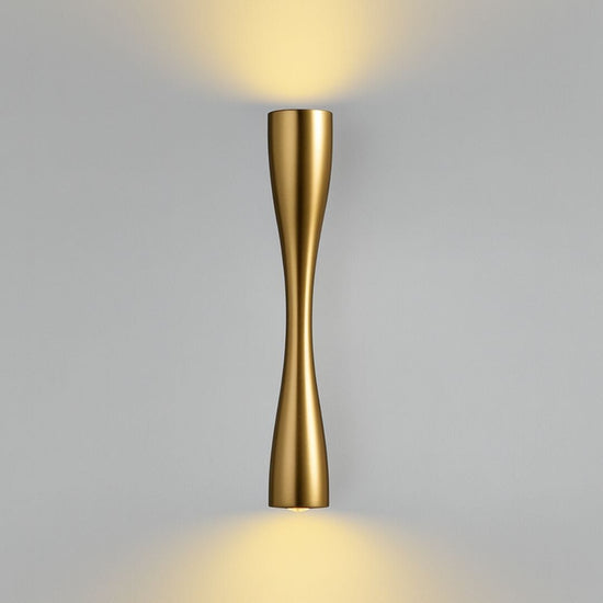 Luminária Arandela de Parede Dupla Bellatrix ### Conceito Dourado Quente 